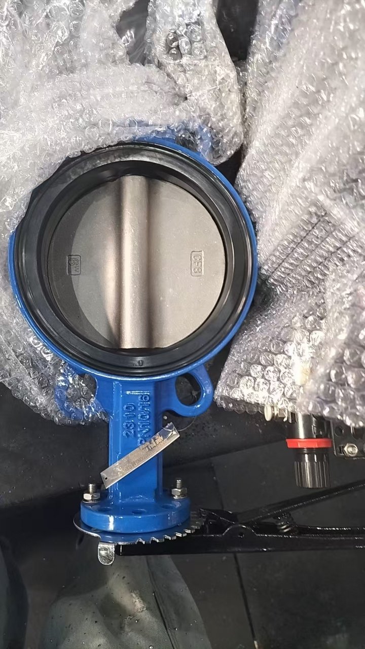 Wafer-Type Butterfly Valve